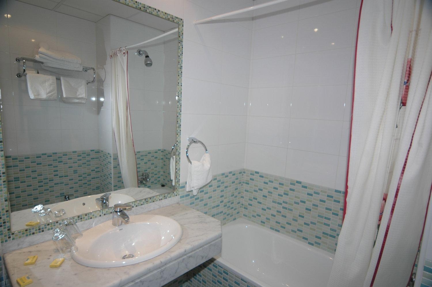 Hostal Ivor Madrid Exterior photo